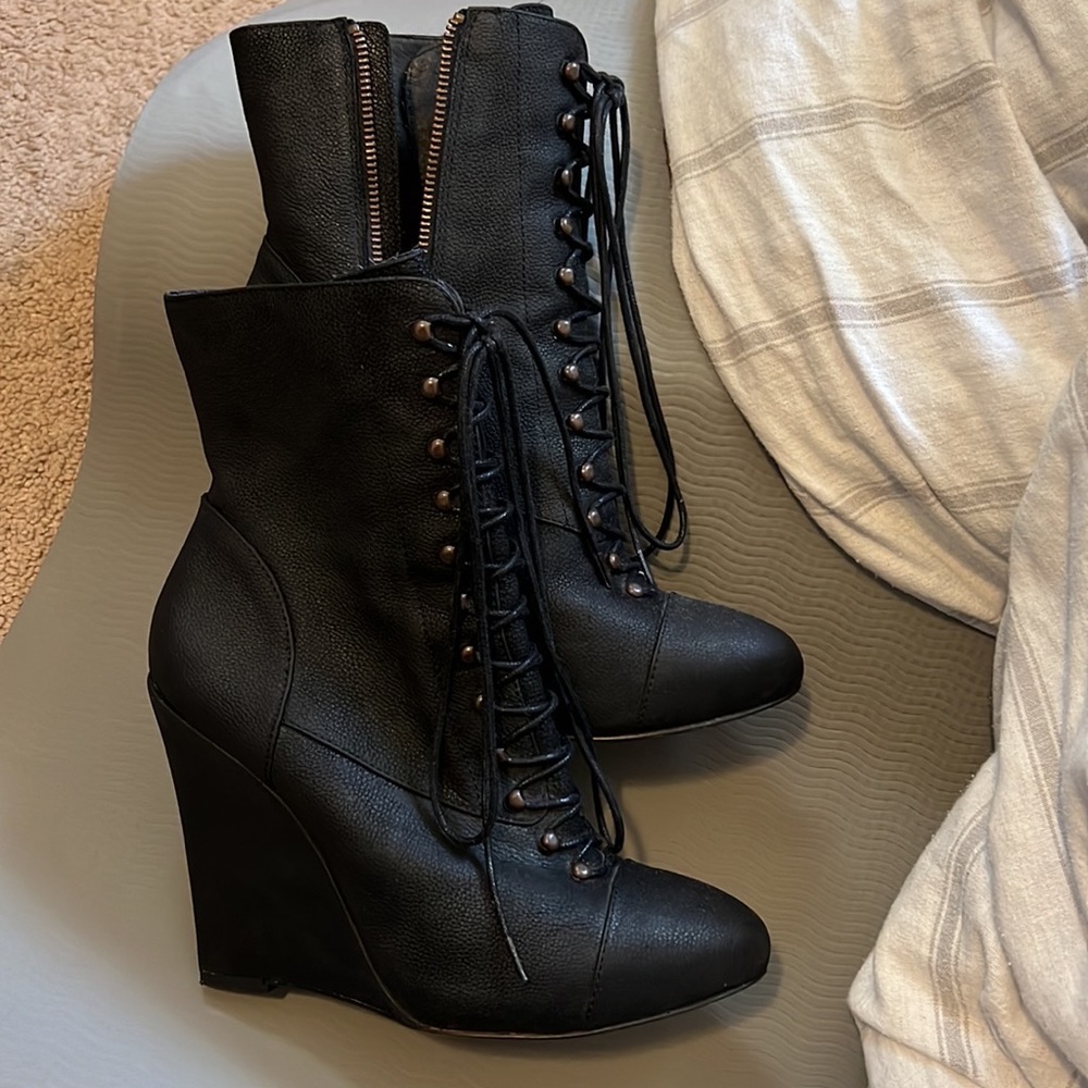 Joie Break On Through Black Pebbled Leather Lace Up Zipper Wedge Boot Size 40